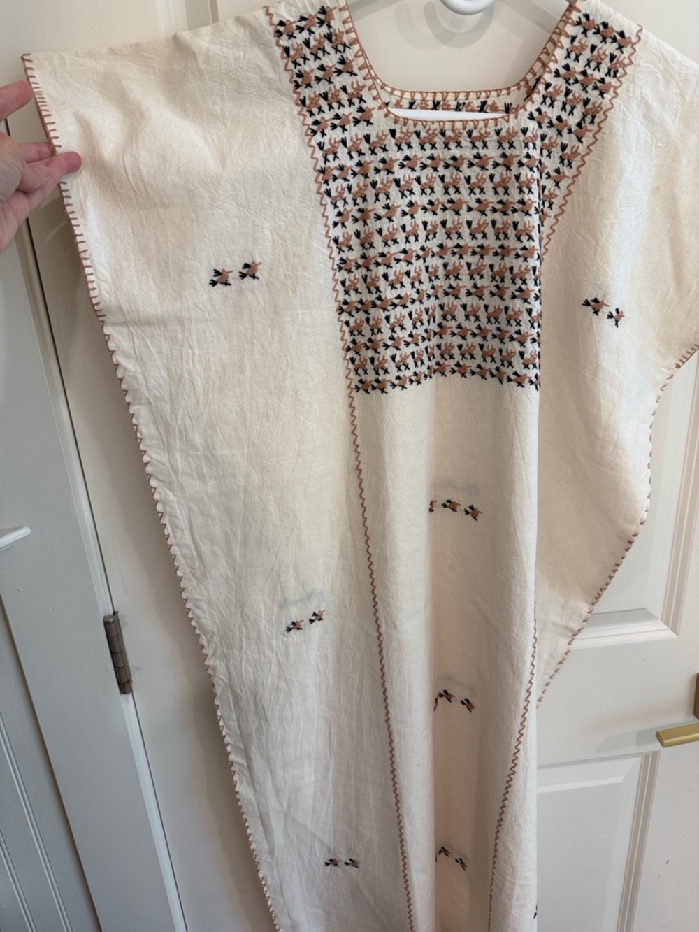Hand-embroidered Vintage Mexican Huipil Style Dress - Picture 3 of 4